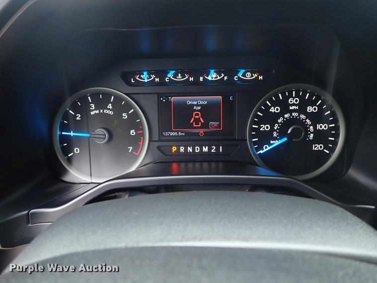 image for item DF1208 2015 Ford F150 SuperCrew pickup truck