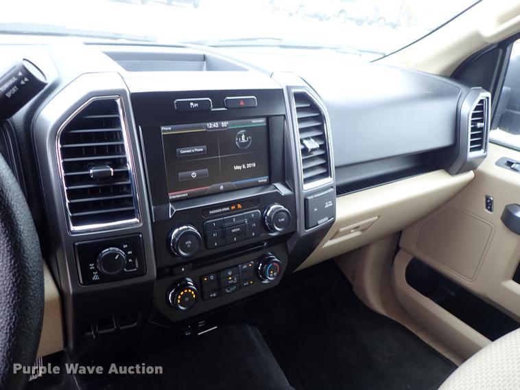 image for item DF1208 2015 Ford F150 SuperCrew pickup truck