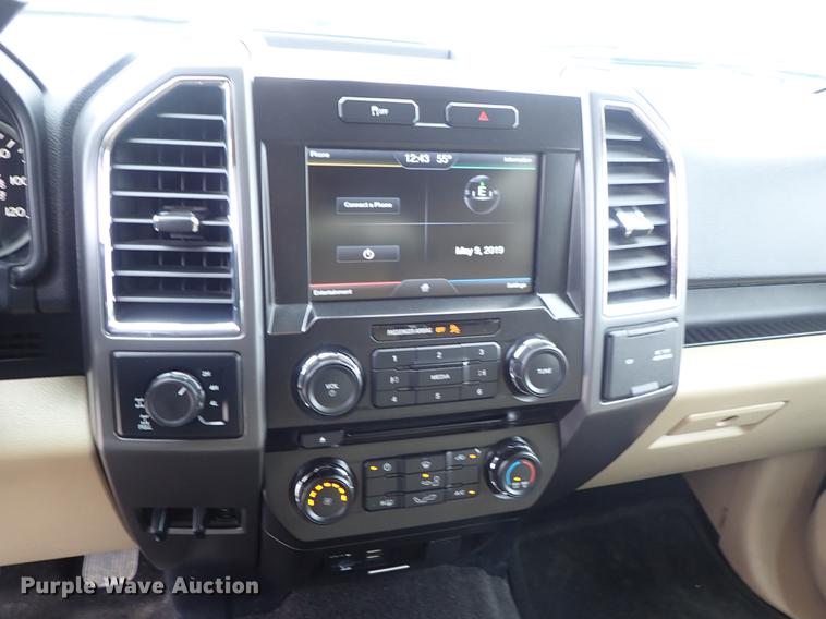 image for item DF1208 2015 Ford F150 SuperCrew pickup truck