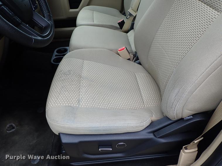 image for item DF1208 2015 Ford F150 SuperCrew pickup truck