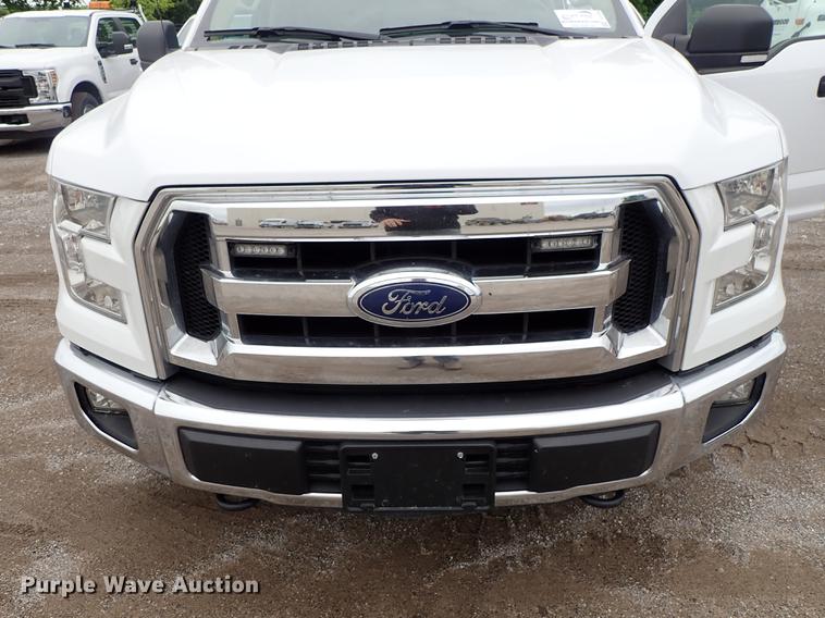 image for item DF1208 2015 Ford F150 SuperCrew pickup truck