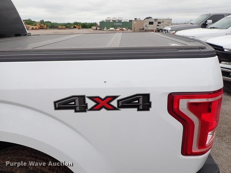 image for item DF1208 2015 Ford F150 SuperCrew pickup truck