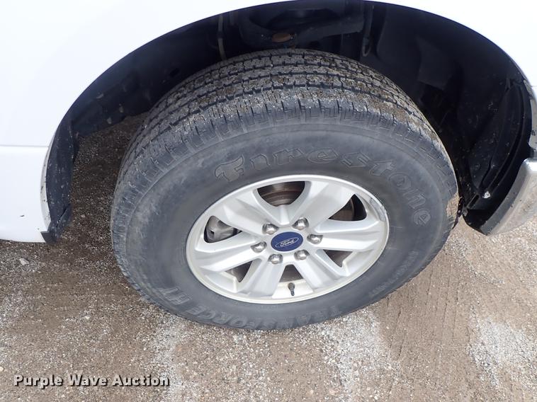 image for item DF1208 2015 Ford F150 SuperCrew pickup truck