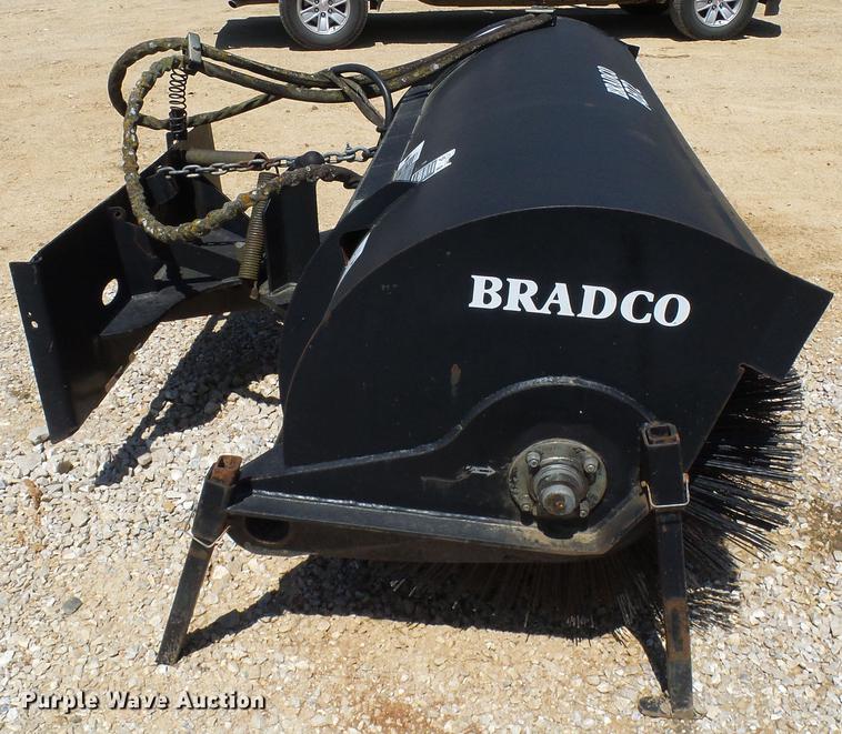 image for item DF7282 Bradco 33611 skid steer broom