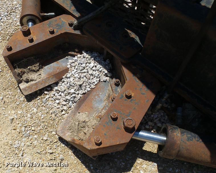 image for item DF7286 Skid steer tree shear