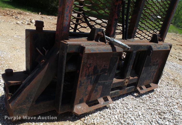 image for item DF7286 Skid steer tree shear