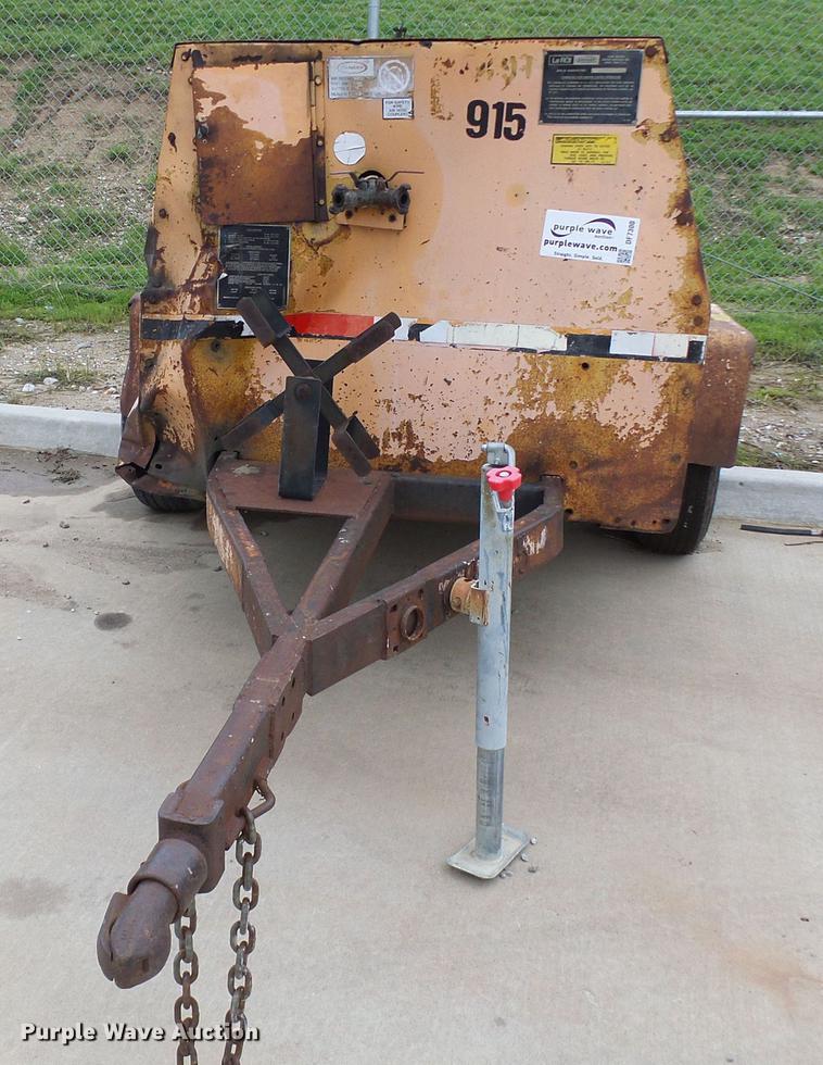 image for item DF7300 Leroi 185 air compressor