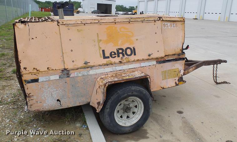 image for item DF7300 Leroi 185 air compressor