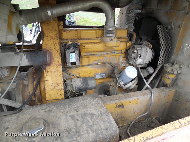 image for item DF7300 Leroi 185 air compressor