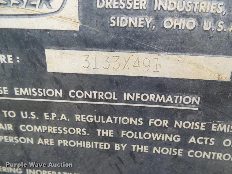 image for item DF7300 Leroi 185 air compressor