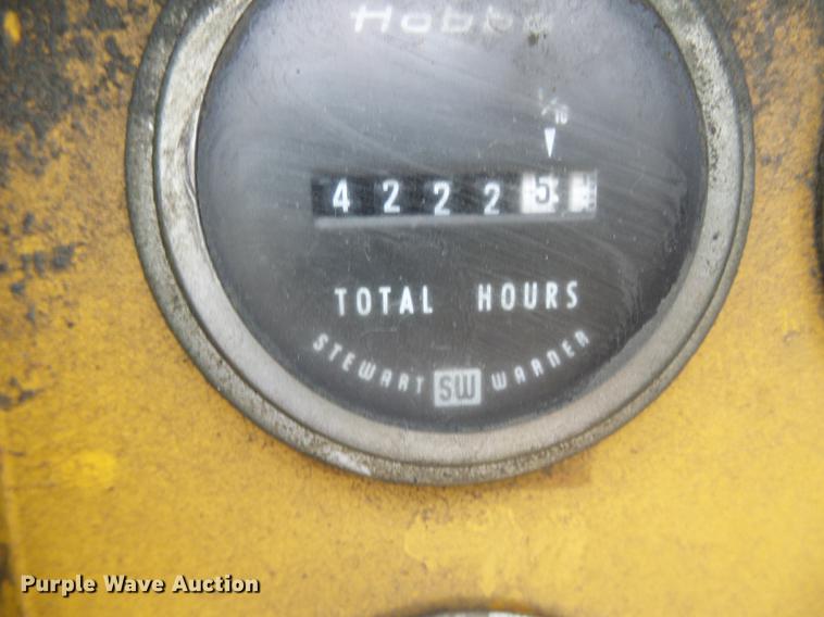 image for item DF7300 Leroi 185 air compressor