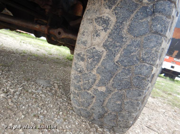 image for item DG1084 1986 Chevrolet Scottsdale 10 pickup truck