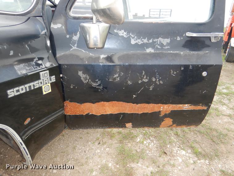 image for item DG1084 1986 Chevrolet Scottsdale 10 pickup truck