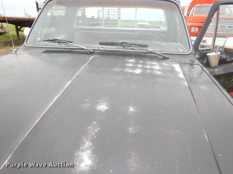 image for item DG1084 1986 Chevrolet Scottsdale 10 pickup truck