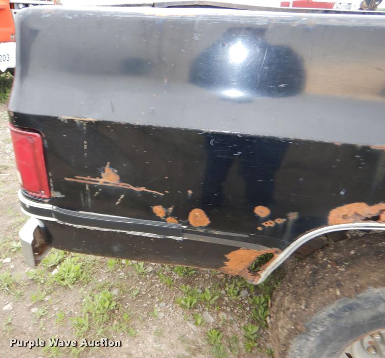 image for item DG1084 1986 Chevrolet Scottsdale 10 pickup truck