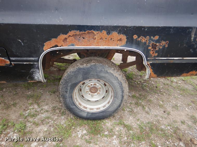 image for item DG1084 1986 Chevrolet Scottsdale 10 pickup truck