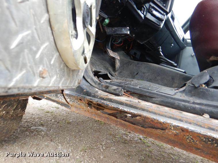 image for item DG1084 1986 Chevrolet Scottsdale 10 pickup truck