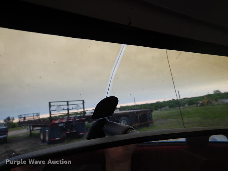 image for item DG1085 1994 Chevrolet C1500 pickup truck