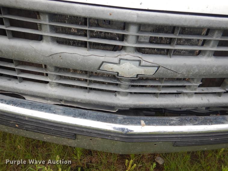 image for item DG1085 1994 Chevrolet C1500 pickup truck