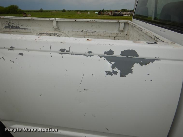 image for item DG1085 1994 Chevrolet C1500 pickup truck