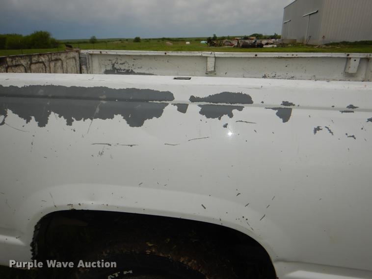 image for item DG1085 1994 Chevrolet C1500 pickup truck