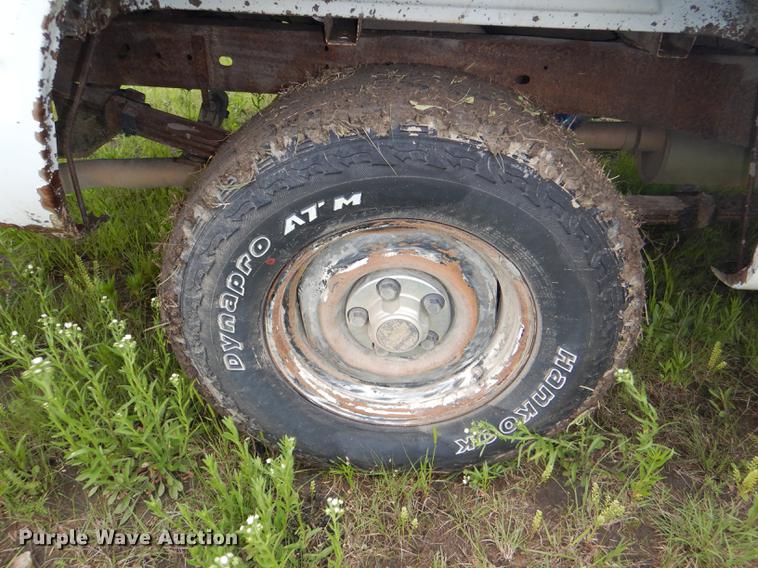 image for item DG1085 1994 Chevrolet C1500 pickup truck