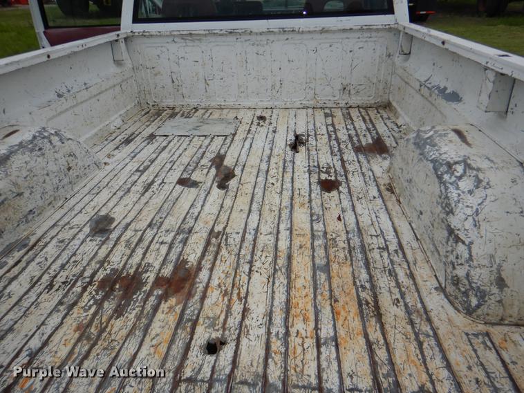 image for item DG1085 1994 Chevrolet C1500 pickup truck