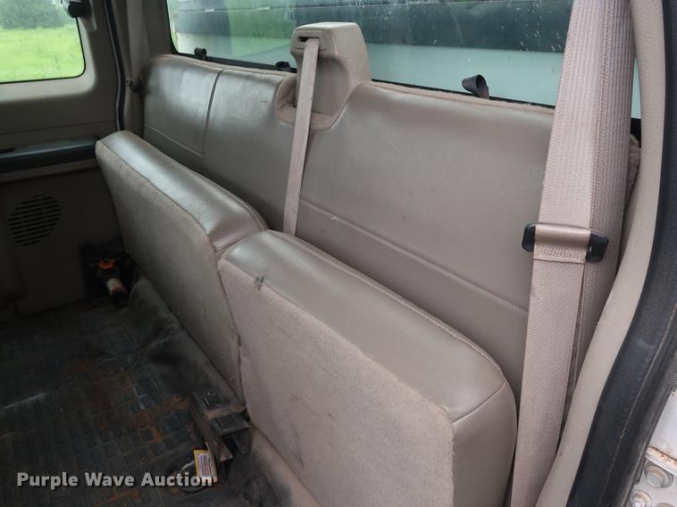 image for item DG3428 2008 Ford F350 Super Duty XL SuperCab utility bed pickup truck