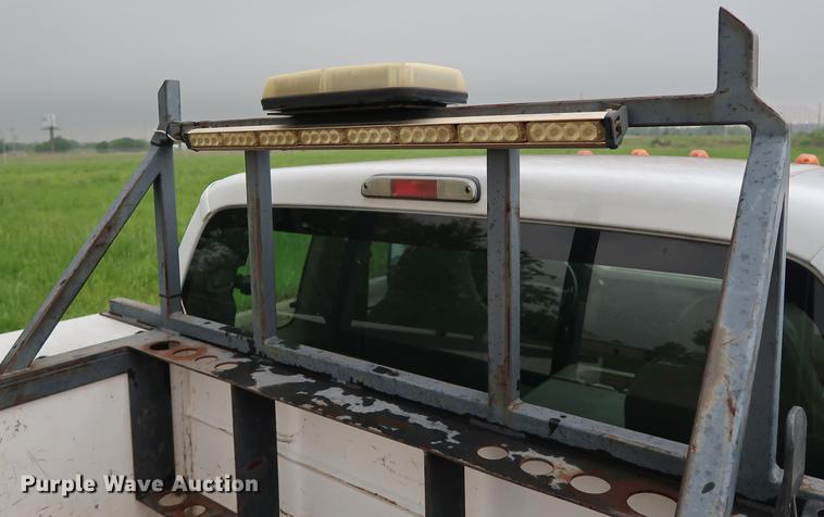 image for item DG3428 2008 Ford F350 Super Duty XL SuperCab utility bed pickup truck