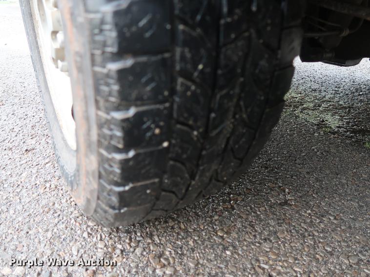 image for item DG3428 2008 Ford F350 Super Duty XL SuperCab utility bed pickup truck