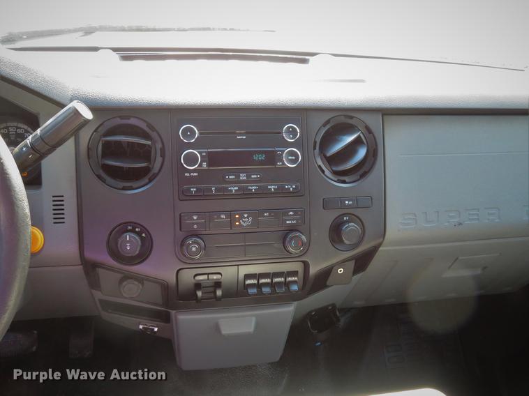 image for item DG3906 2011 Ford F350 Super Duty XL Crew Cab pickup truck