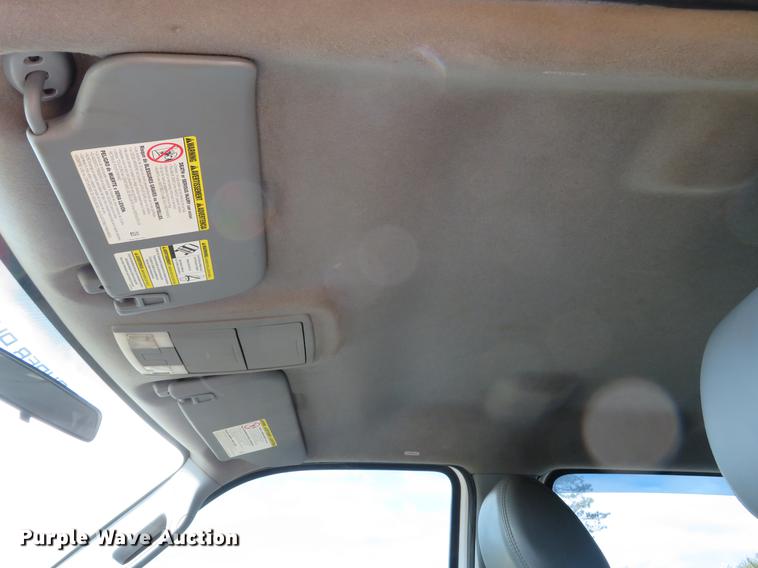 image for item DG3906 2011 Ford F350 Super Duty XL Crew Cab pickup truck