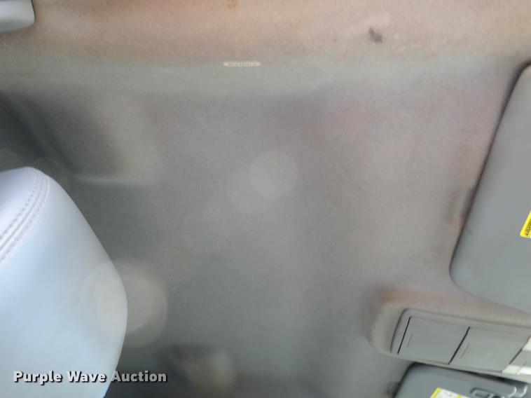 image for item DG3906 2011 Ford F350 Super Duty XL Crew Cab pickup truck