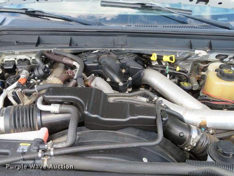 image for item DG3906 2011 Ford F350 Super Duty XL Crew Cab pickup truck