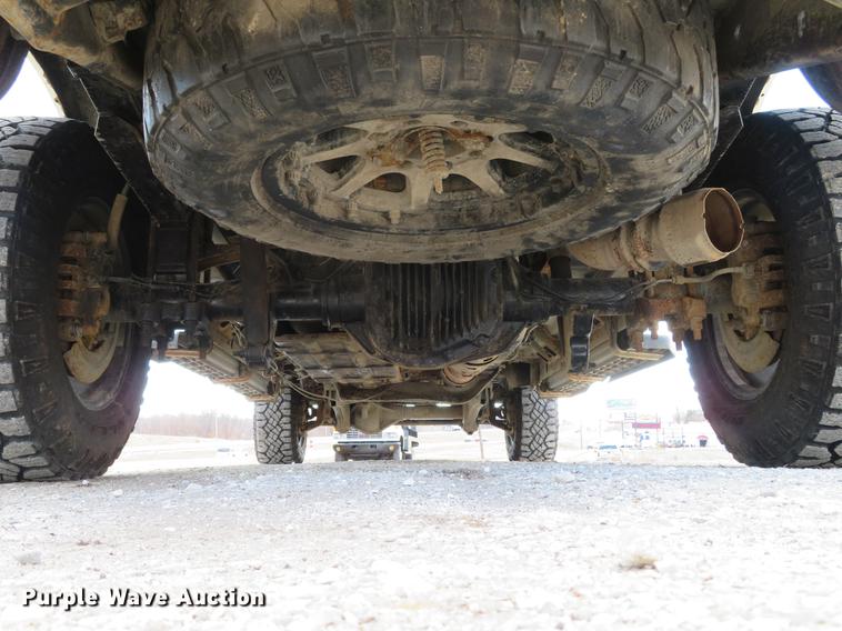 image for item DG3906 2011 Ford F350 Super Duty XL Crew Cab pickup truck