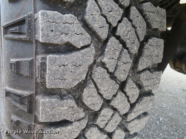 image for item DG3906 2011 Ford F350 Super Duty XL Crew Cab pickup truck