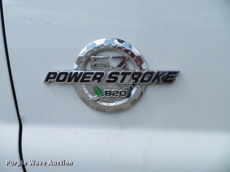 image for item DG3906 2011 Ford F350 Super Duty XL Crew Cab pickup truck