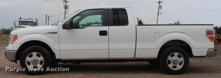 image for item DG4000 2010 Ford F150 XLT SuperCab pickup truck