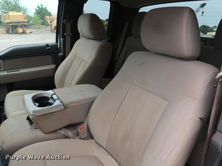 image for item DG4000 2010 Ford F150 XLT SuperCab pickup truck