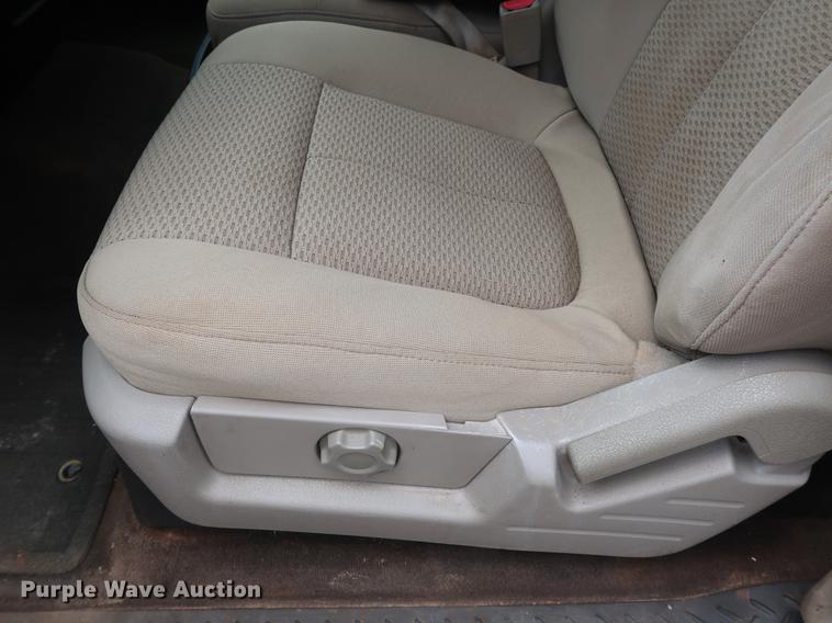 image for item DG4000 2010 Ford F150 XLT SuperCab pickup truck