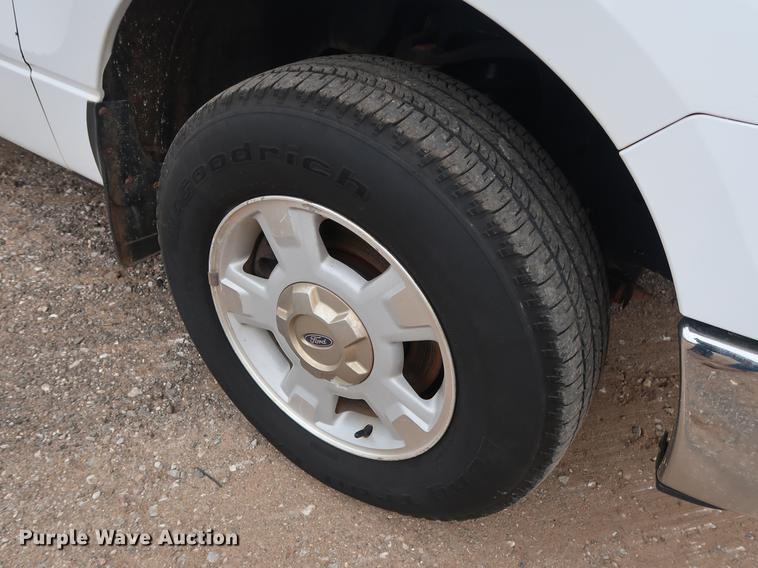 image for item DG4000 2010 Ford F150 XLT SuperCab pickup truck