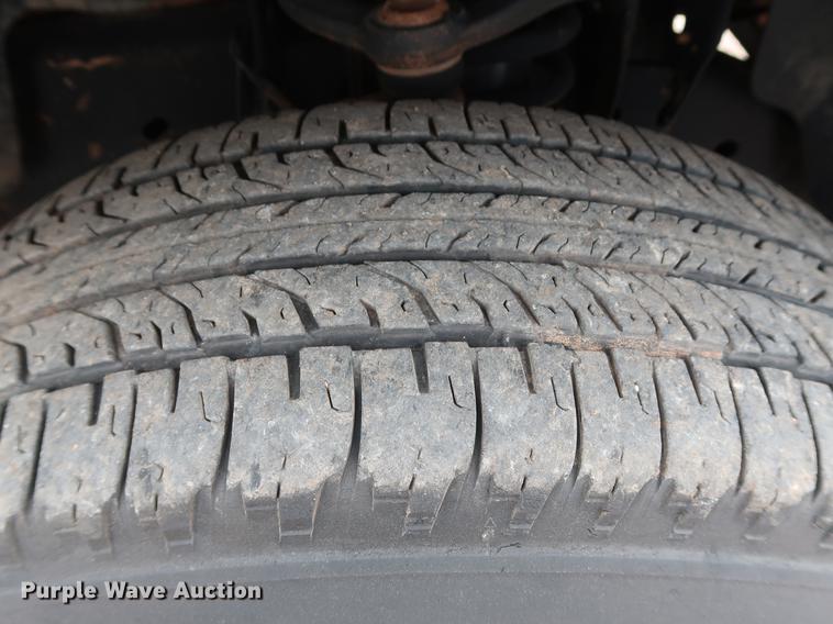 image for item DG4000 2010 Ford F150 XLT SuperCab pickup truck