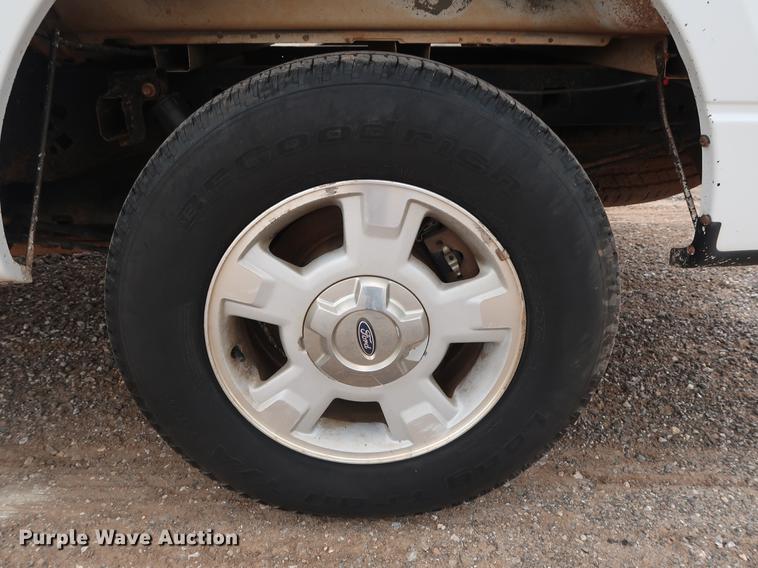 image for item DG4000 2010 Ford F150 XLT SuperCab pickup truck