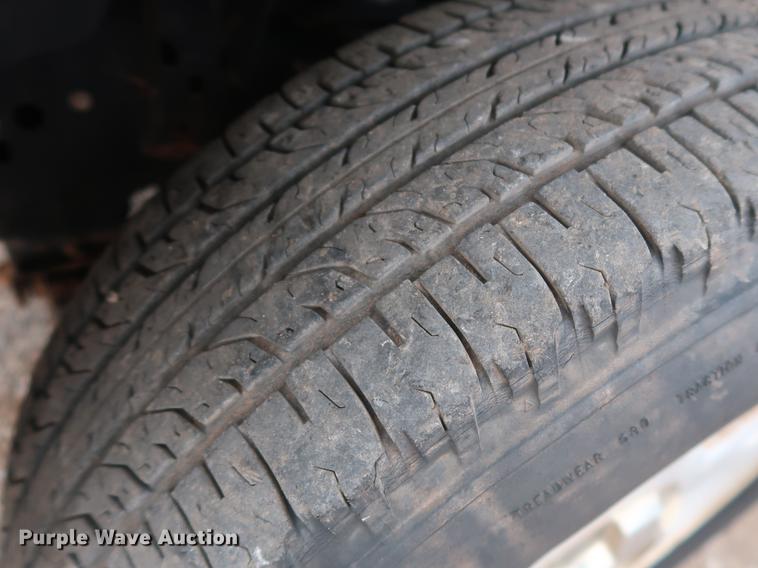 image for item DG4000 2010 Ford F150 XLT SuperCab pickup truck