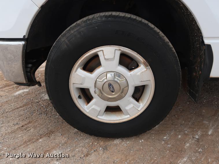 image for item DG4000 2010 Ford F150 XLT SuperCab pickup truck