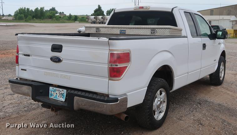 image for item DG4001 2014 Ford F150 XLT SuperCab pickup truck
