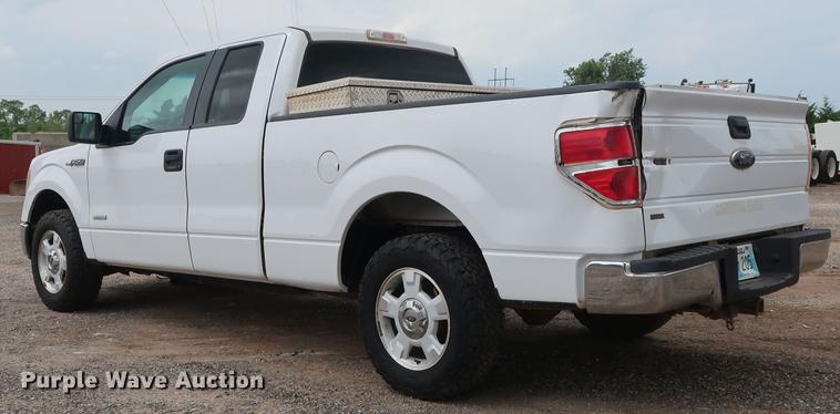 image for item DG4001 2014 Ford F150 XLT SuperCab pickup truck