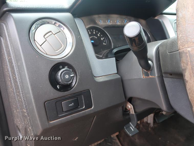 image for item DG4001 2014 Ford F150 XLT SuperCab pickup truck