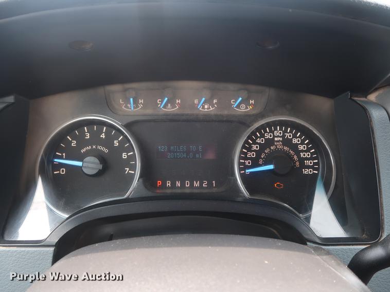 image for item DG4001 2014 Ford F150 XLT SuperCab pickup truck