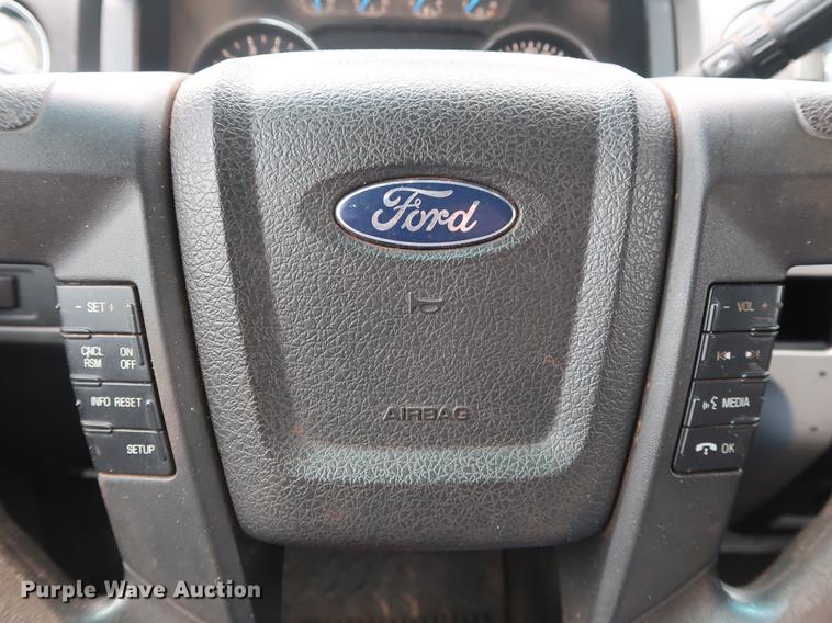 image for item DG4001 2014 Ford F150 XLT SuperCab pickup truck